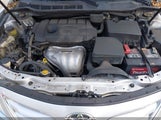Toyota Camry Le 4T4BF3EK5BR136589 снимка