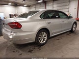 Volkswagen Passat 2.0T R-Line/2.0T S 1VWAA7A38JC028323 снимка