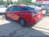 Toyota Prius Three JTDKARFU6J3062247 снимка