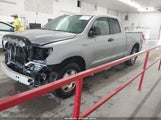 Toyota Tundra Grade 5.7L V8 5TFUW5F1XAX127294 fotografie