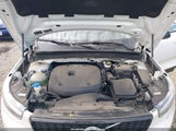 Volvo Xc40 T5 R-Design YV4162UMXK2126012 photo