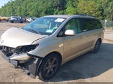 Toyota Sienna Le 7 Passenger 5TDJK3DC0DS055586 снимка
