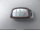 Hyundai Elantra Limited 5NPD84LF4HH028660 photo