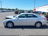 Toyota Camry Le 4T1BE46K27U028410 снимка
