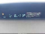 Toyota Prius Two JTDKN3DU3D5608984 снимка