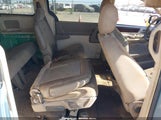 Chrysler Town & Country Touring 2A4RR5D18AR141476 fotografie