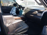 GMC Yukon Xl Sle 1GKS2FKC3HR213856 снимка