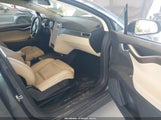 Tesla Model X 60D/70D/75D/90D/P100D 5YJXCBE21GF003545 fotografie