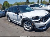 Mini Countryman Cooper WMZYS7C3XJ3E08889 снимка