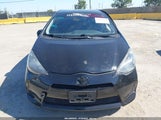 Toyota Prius C Three JTDKDTB35D1550557 снимка