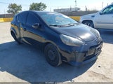 Toyota Prius C Three JTDKDTB35D1550557 снимка
