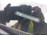 Tesla Model Y Long Range Dual Motor All-Wheel Drive 7SAYGAEE0NF515889 fotografie