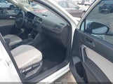 Volkswagen Tiguan 2.0T Se/2.0T Se R-Line Black/2.0T Sel 3VV2B7AX6MM066029 снимка