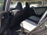 Toyota Rav4 Xle JTMRFREV8JJ235515 снимка