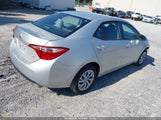Toyota Corolla Le 5YFBURHE4KP881487 снимка