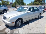 Mercedes-Benz E 320 WDBJF65J6YB153682 снимка