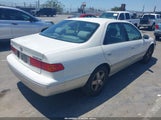 Toyota Camry Le JT2BG22K810591073 снимка
