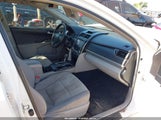 Toyota Camry Le 4T4BF1FK1DR312382 снимка