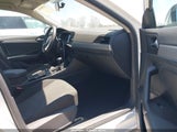 Volkswagen Jetta 1.4T R-Line/1.4T S/1.4T Se 3VWC57BU0MM061811 fotografie