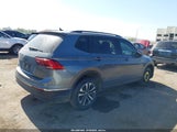 Volkswagen Tiguan 2.0T S 3VVRB7AXXPM096654 fotografie
