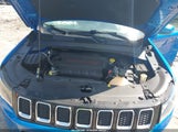 Jeep Compass Latitude 4X4 3C4NJDBB0JT177435 снимка