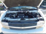 Chevrolet Astro Upfitter Pkg. 1GBEL19W7XB146070 снимка