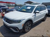 Volkswagen Tiguan 2.0T Wolfsburg Edition 3VVTB7AX2RM226869 photo