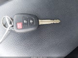 Toyota Rav4 Le JTMZFREV6GJ100204 снимка