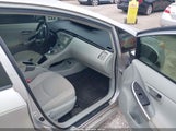 TOYOTA PRIUS jtdkn3duud5688483 снимка