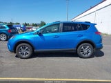 Toyota Rav4 Hybrid Xle JTMRJREV9HD085955 photo