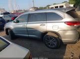 Toyota Highlander Xle 5TDJZRFH7KS575157 снимка