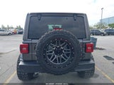 Jeep Wrangler Unlimited Sahara 4X4 1C4HJXEG3JW320961 fotografie