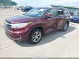 Toyota Highlander Xle V6 5TDJKRFH7FS181488 photo
