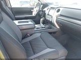 Toyota Tundra Sr5 5.7L V8 5TFUW5F19GX507932 fotografie
