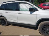 Honda Passport Awd Black 5FNYF8H84RB005369 photo