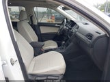Volkswagen Tiguan 2.0T Se/2.0T Se R-Line Black/2.0T Sel 3VV2B7AX1LM063294 снимка