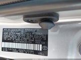 Toyota Camry Le 4T1R11AK6RU851764 photo