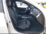 BMW 330I 3MW5R1J53K8A04089 снимка