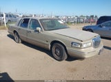 Lincoln Town Car Sgn/Dmnd Anv/Cypress/Jn 1LNLM82W8TY691927 fotografie