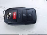 TOYOTA CROWN XLE JTDAAAAFXP3015236 снимка