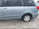 Toyota Sienna Le 5TDZA23C94S093173 снимка
