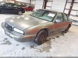Buick Regal Custom 2G4WB52K8T1427561 снимка