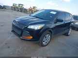 Ford Escape S 1FMCU0F77DUB80268 fotografie