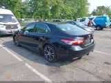 Toyota Camry Se 4T1B11HK0JU068970 photo