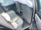 Toyota Camry Le 4T1BF1FK6FU054809 снимка