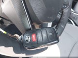 Toyota Corolla Se 5YFS4MCE8RP181668 снимка