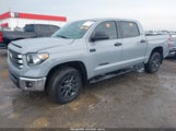 Toyota Tundra Sr5 5TFDY5F17MX016636 photo
