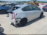 Toyota Prius Two JTDKN3DU2C1525553 fotografie