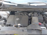 Toyota Highlander Xle 5TDJZRFH4KS597195 photo