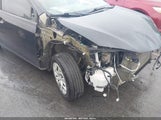 Toyota Corolla Le 5YFBURHE3JP805743 снимка